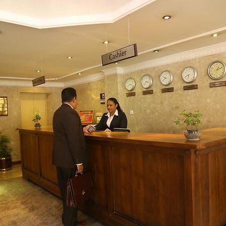 Hotel Sapphire Colombo Exterior foto